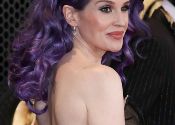 Kelly Osbourne Reunites With Brother Louis Osbourne In Rare Photo